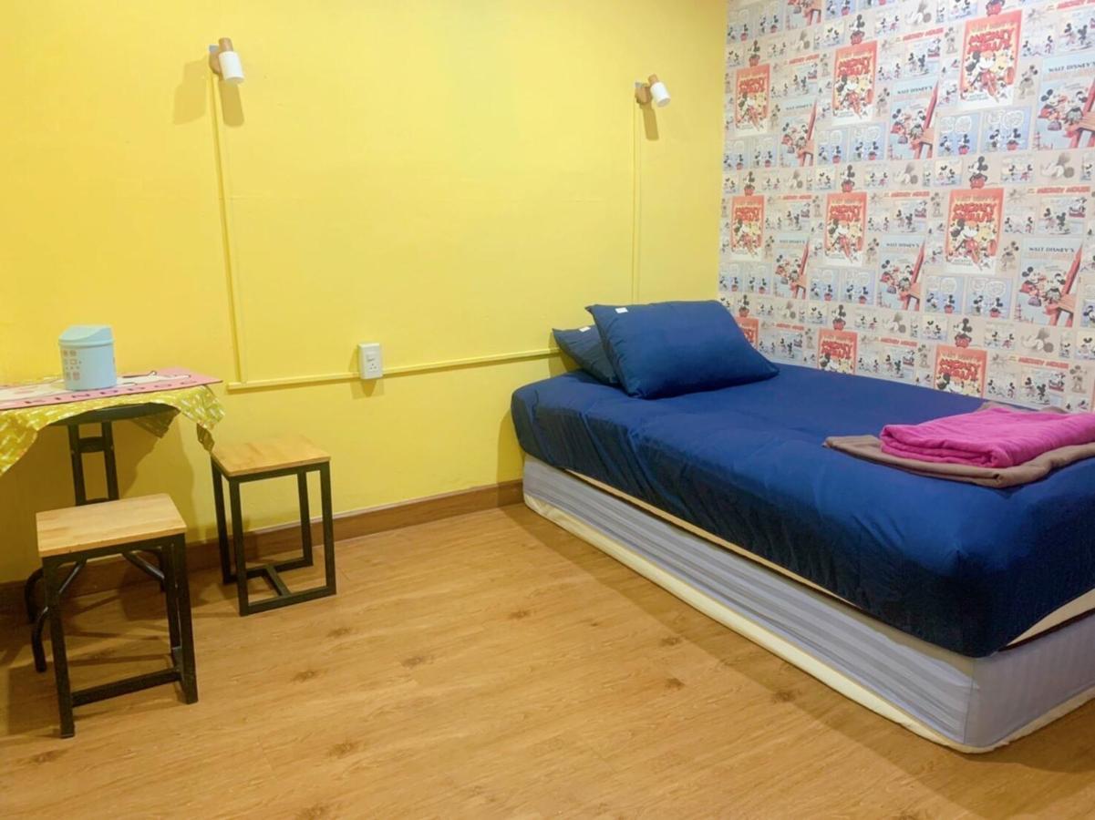 Ying Hostel Бангкок Экстерьер фото