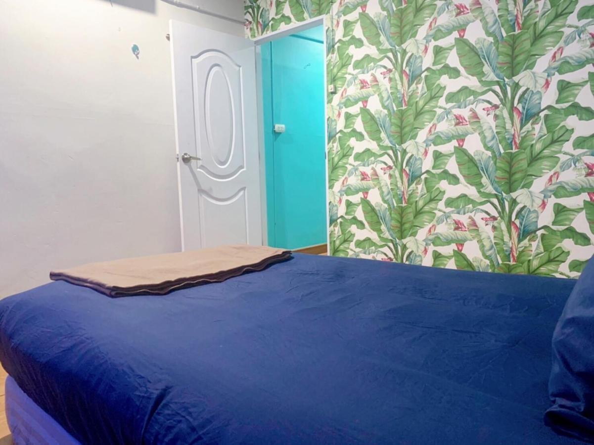 Ying Hostel Бангкок Экстерьер фото